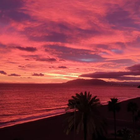 Primera Linea De Playa Con Vistas Al Mar Rincón de la Victoria Εξωτερικό φωτογραφία